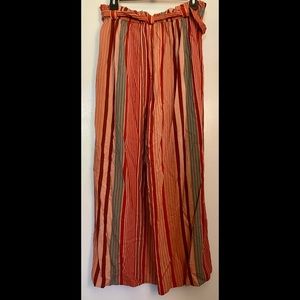 NWT American Eagle Outfitters Flowy Pants